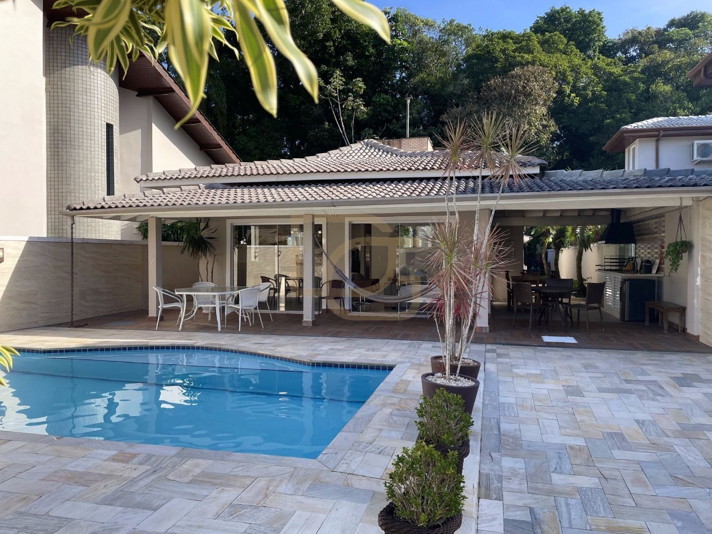 Casa, 4 quartos, 240 m² - Foto 6