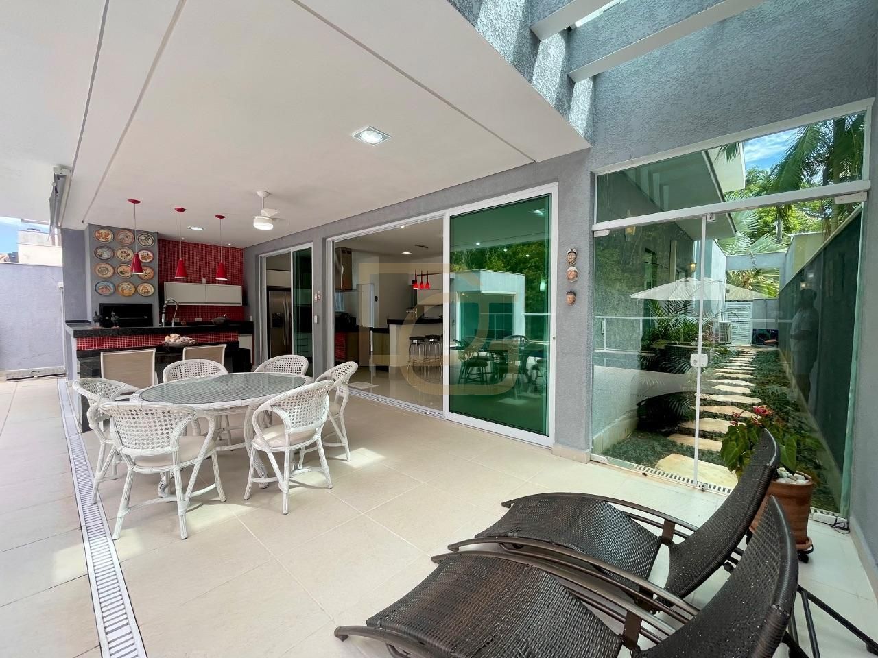 Casa, 5 quartos, 302 m² - Foto 4