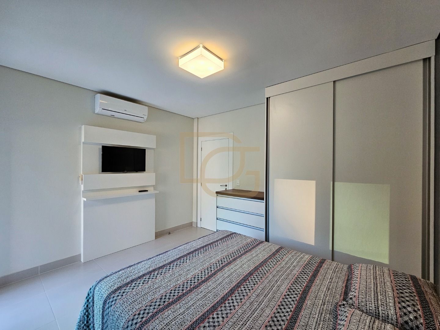 Casa, 6 quartos, 630 m² - Foto 19