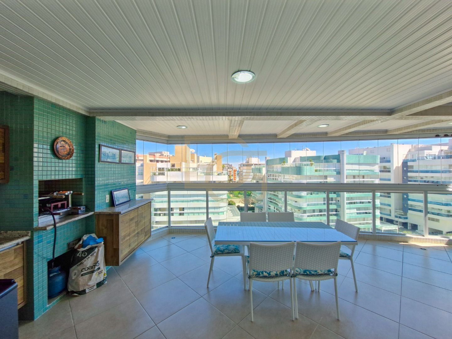 Cobertura, 4 quartos, 253 m² - Foto 4