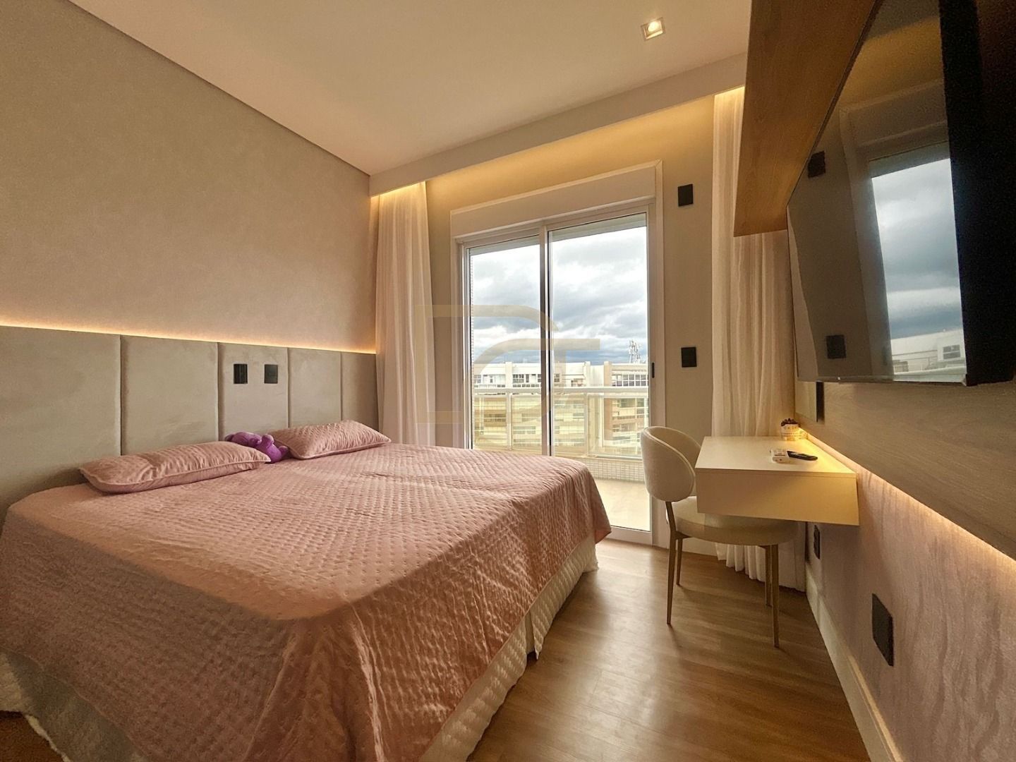 Cobertura, 5 quartos, 325 m² - Foto 17