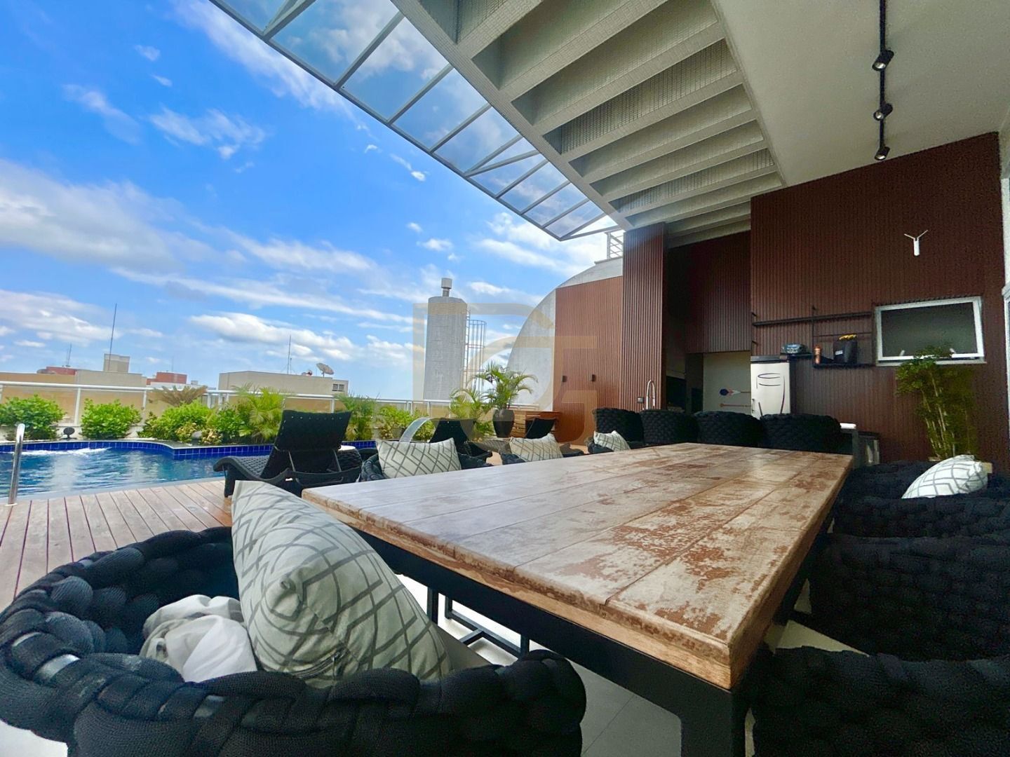 Cobertura, 5 quartos, 325 m² - Foto 4