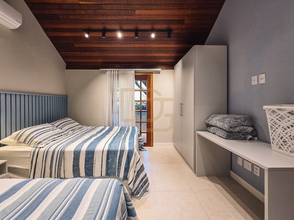 Casa, 4 quartos, 308 m² - Foto 39