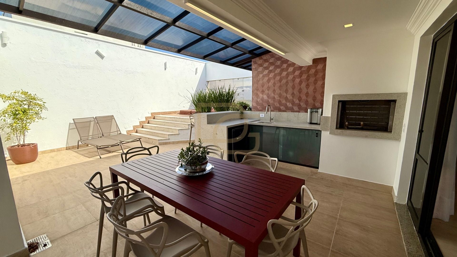 Cobertura, 3 quartos, 236 m² - Foto 4