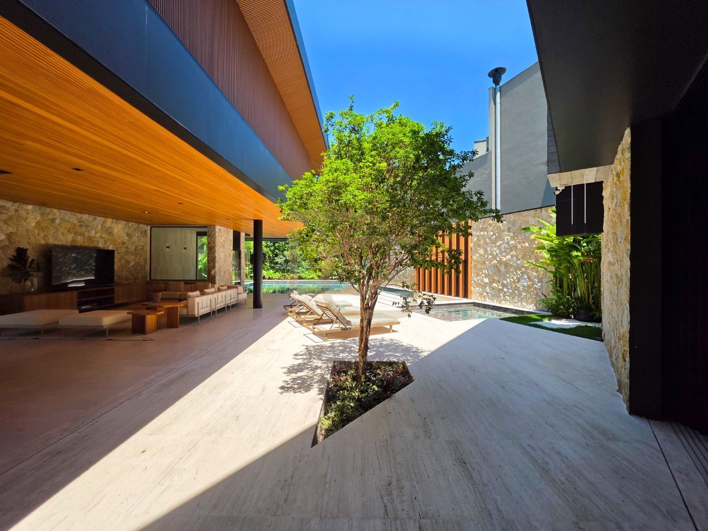 Casa, 8 quartos, 1207 m² - Foto 10