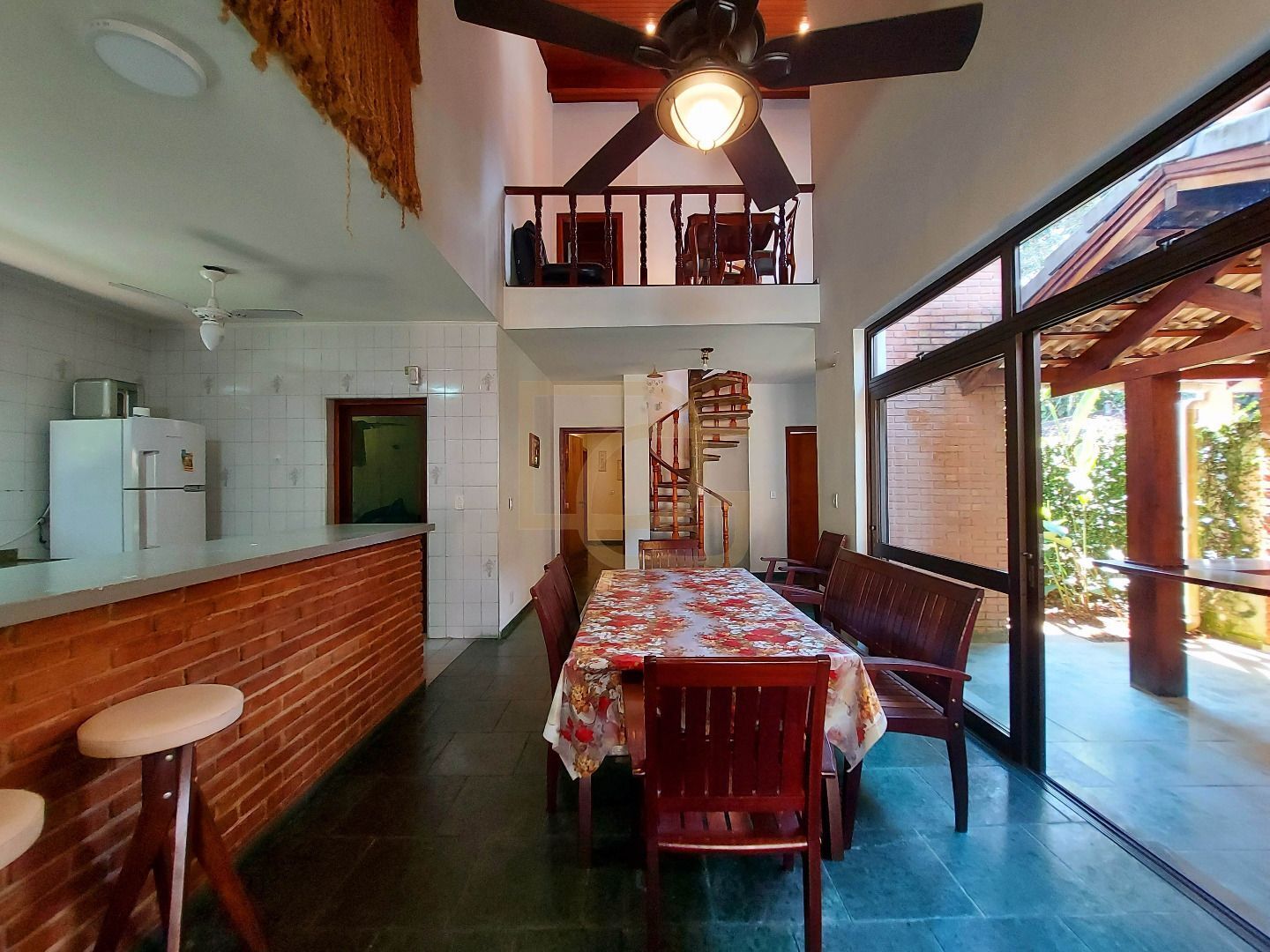 Casa, 4 quartos, 300 m² - Foto 11