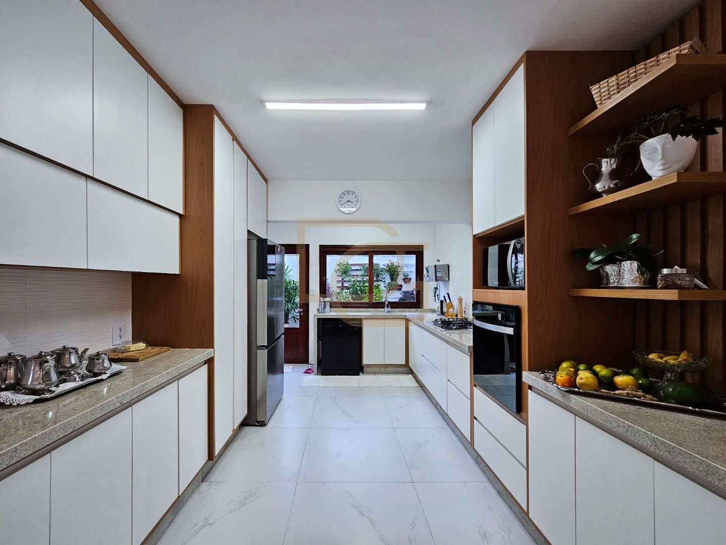 Casa, 4 quartos, 220 m² - Foto 13