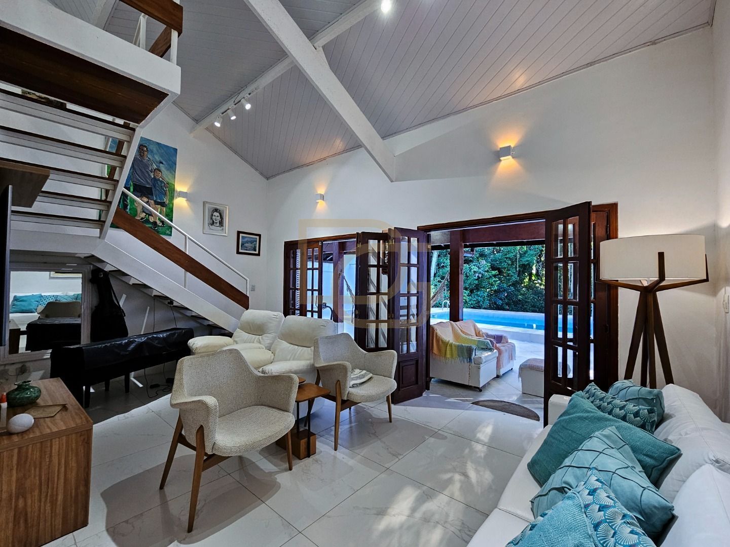 Casa, 4 quartos, 220 m² - Foto 8