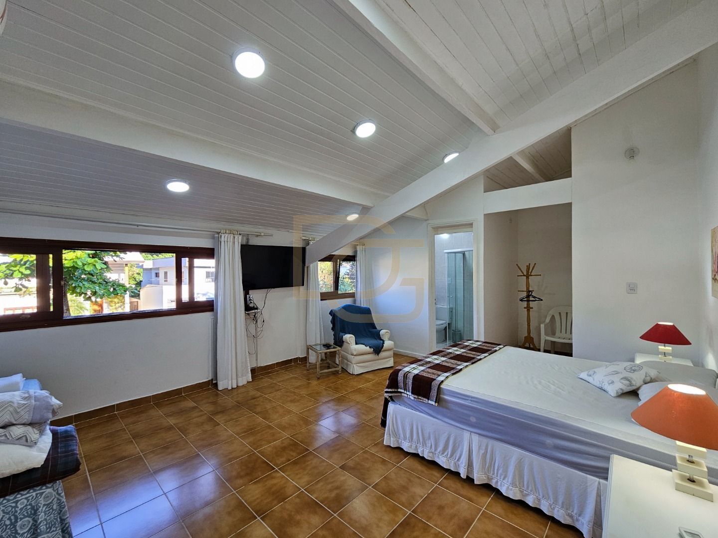 Casa, 4 quartos, 220 m² - Foto 16