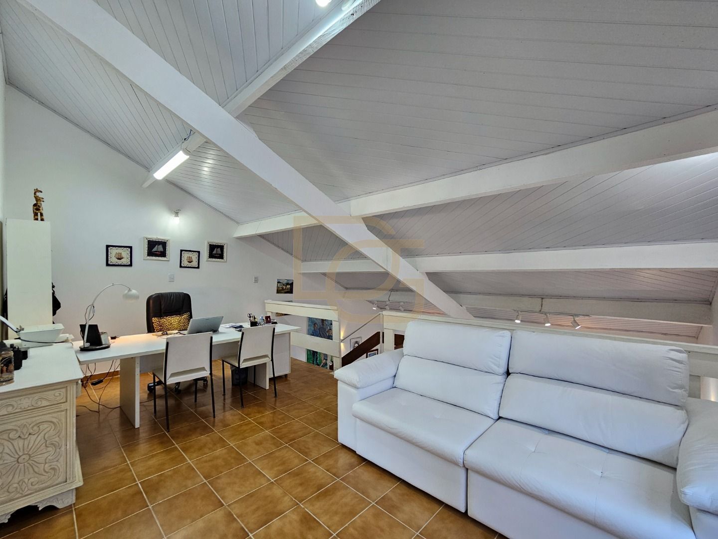 Casa, 4 quartos, 220 m² - Foto 9