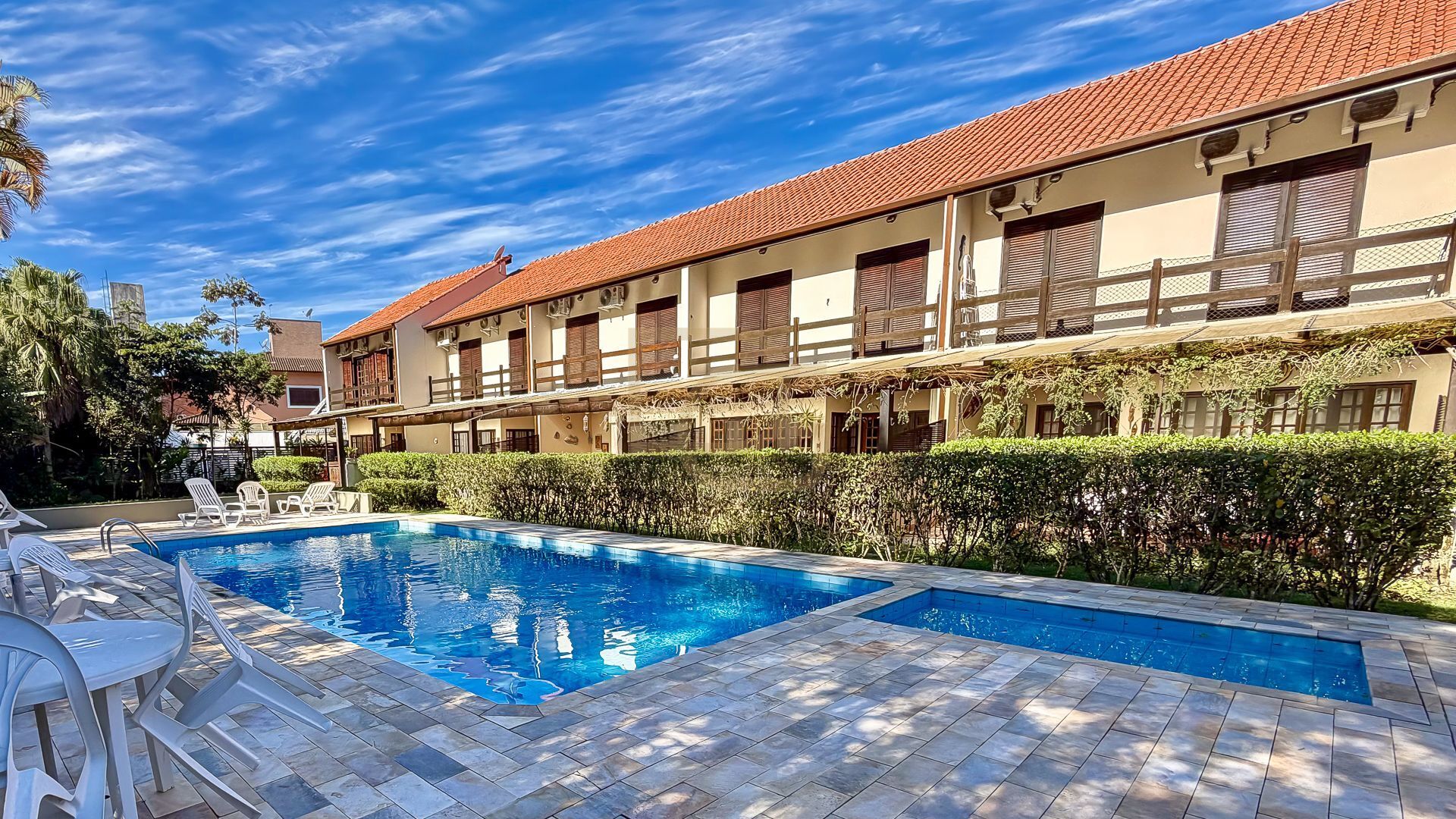 Casa, 2 quartos, 129 m² - Foto 1