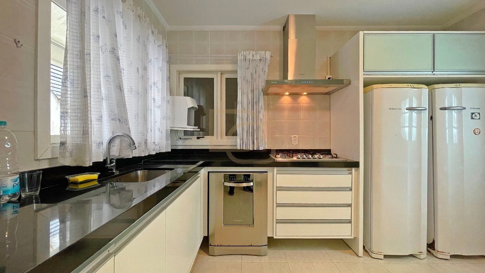 Casa, 4 quartos, 293 m² - Foto 16