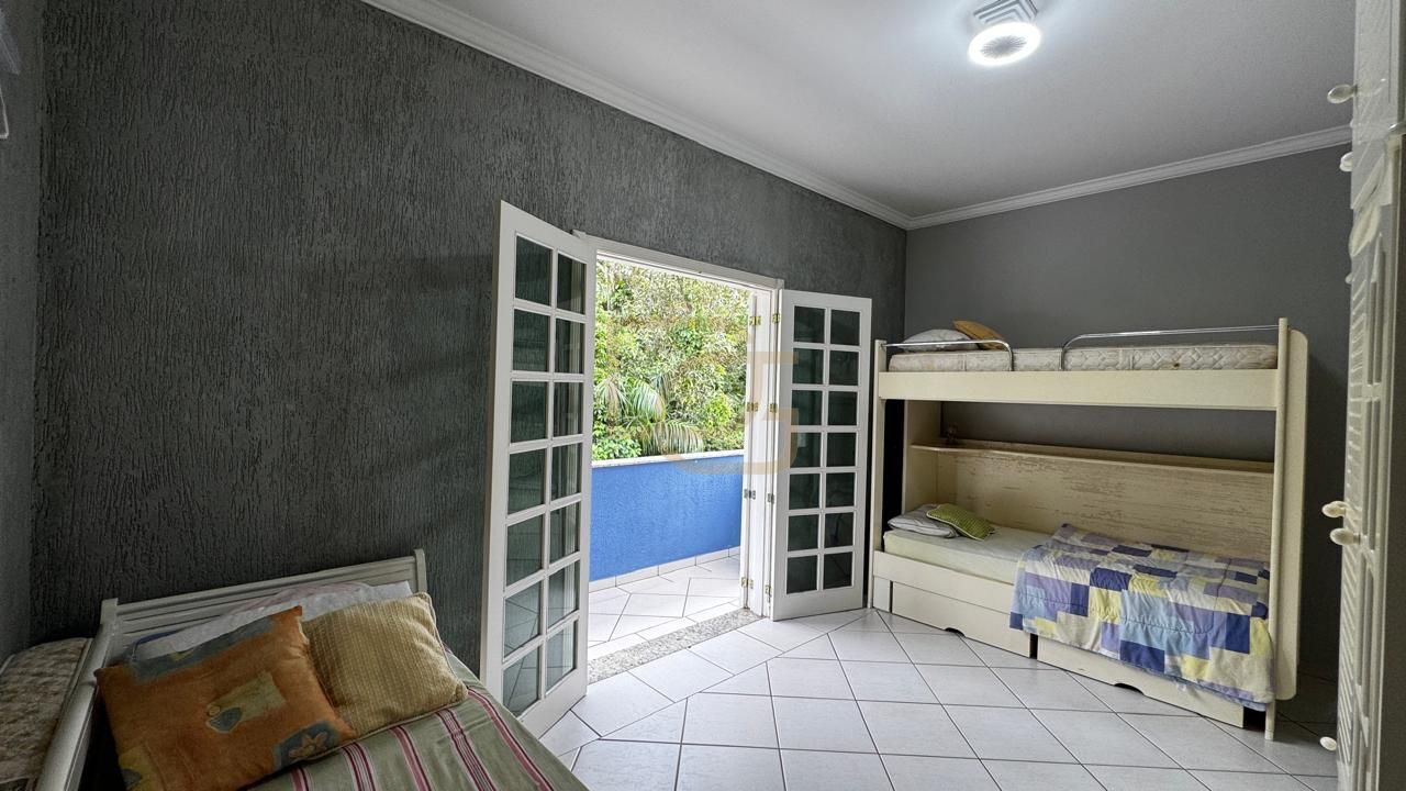 Casa, 4 quartos, 381 m² - Foto 22