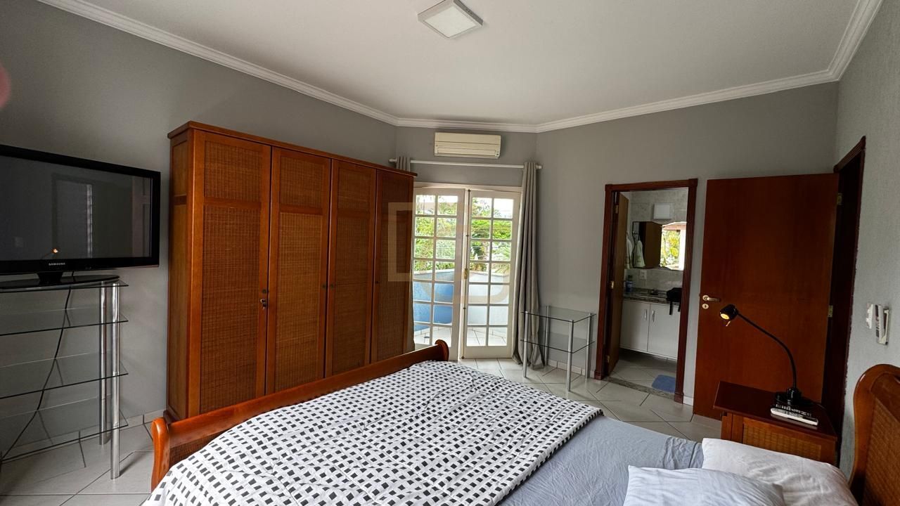 Casa, 4 quartos, 381 m² - Foto 9
