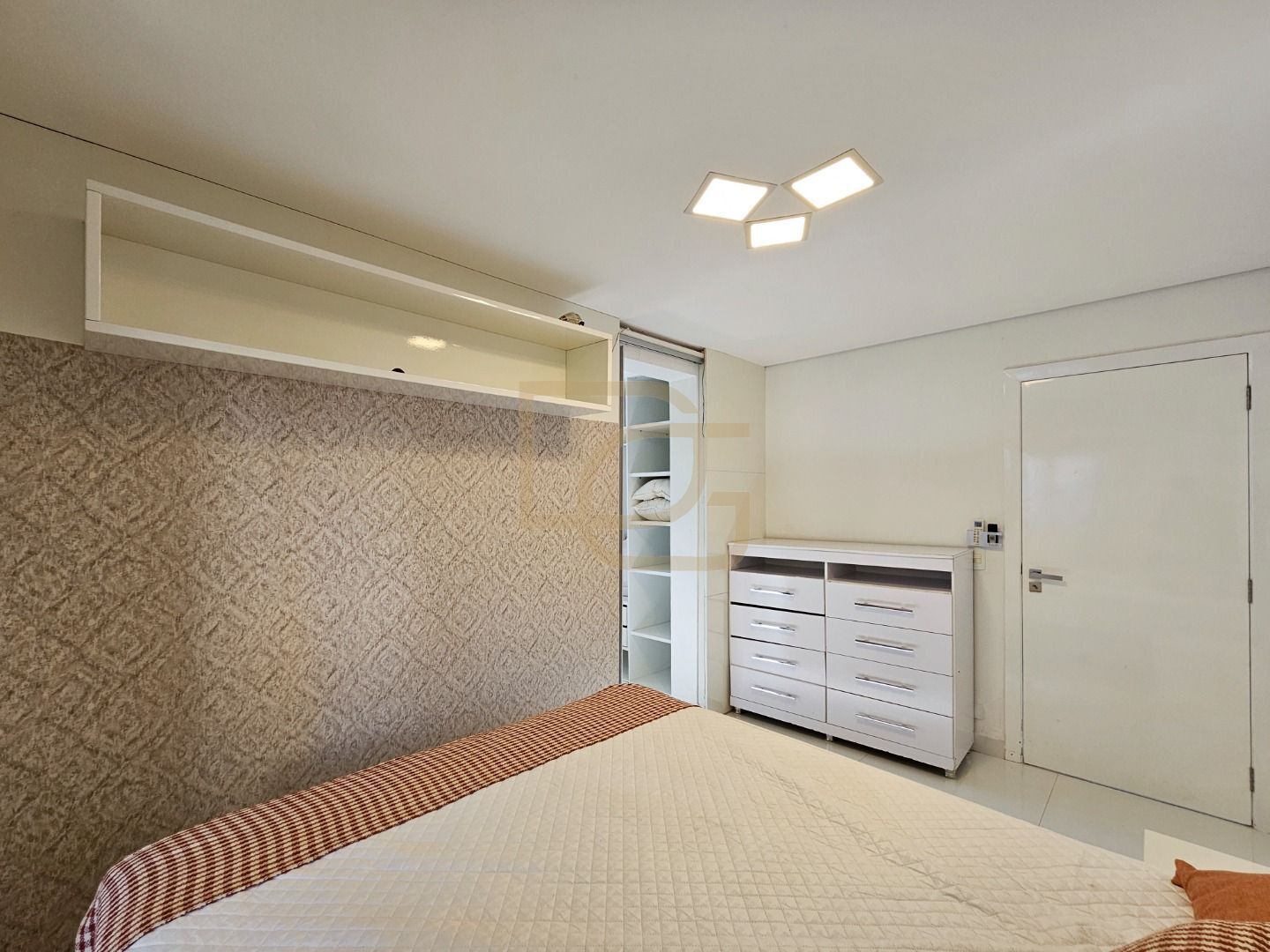 Casa, 4 quartos, 300 m² - Foto 33