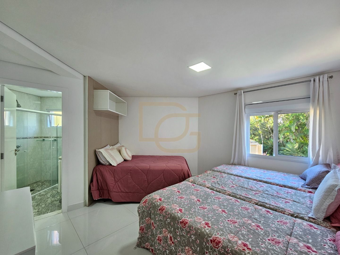 Casa, 4 quartos, 300 m² - Foto 34