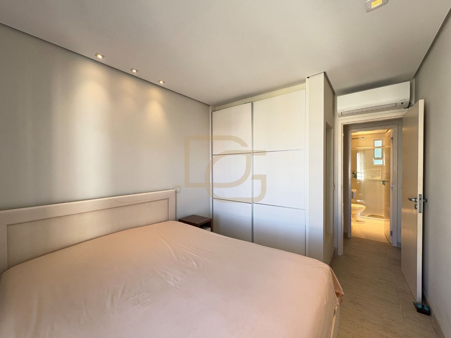 Cobertura, 4 quartos, 214 m² - Foto 17