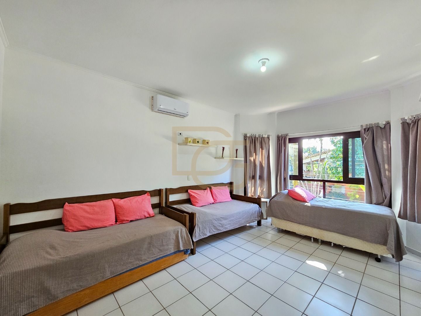 Casa, 5 quartos, 300 m² - Foto 15
