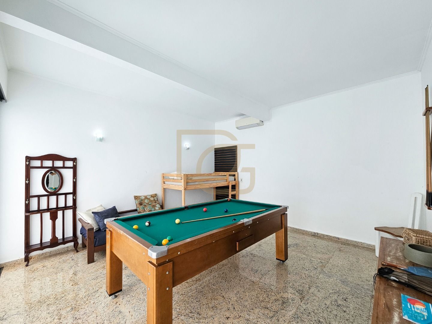 Casa, 5 quartos, 300 m² - Foto 31