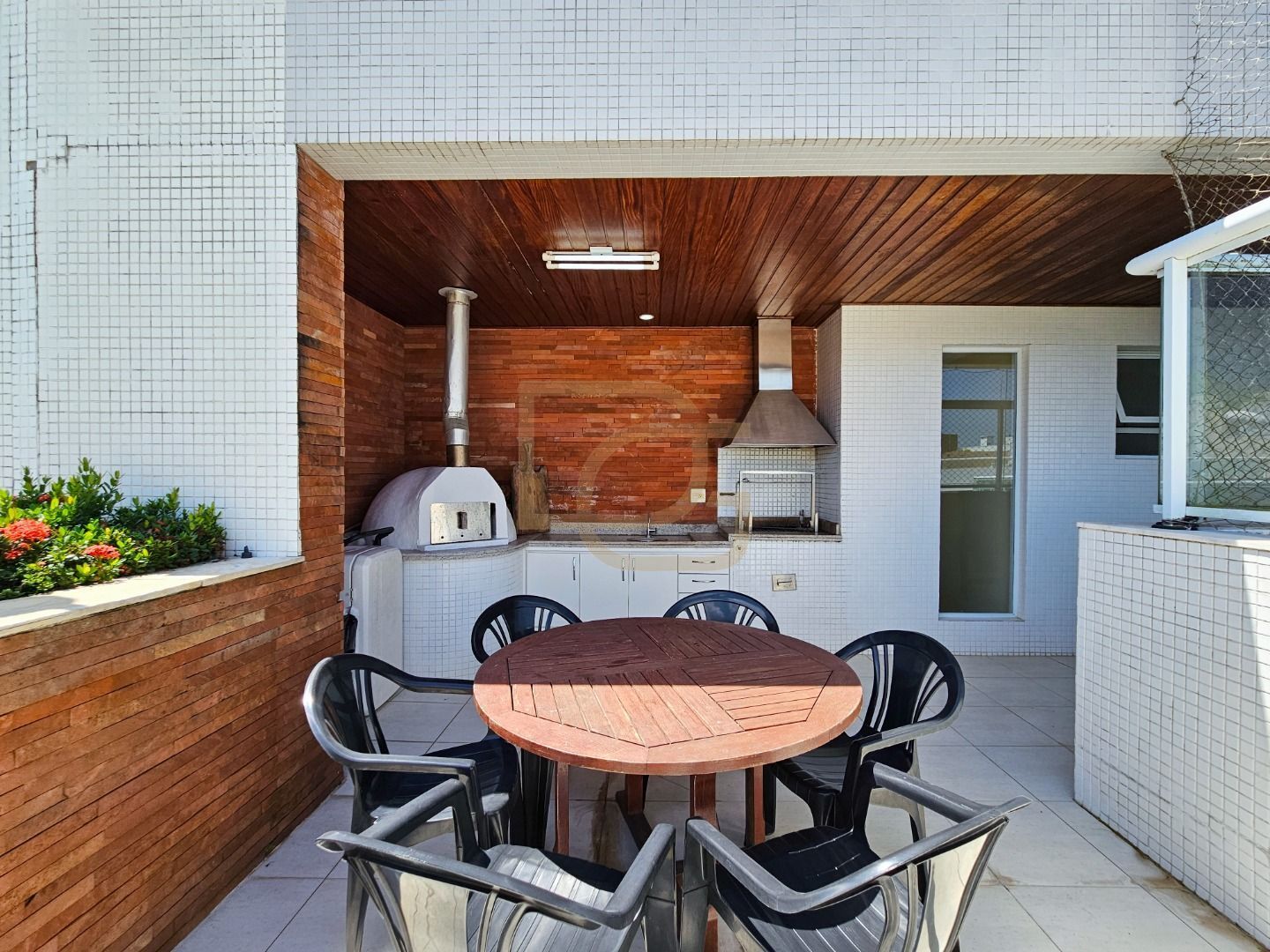 Cobertura, 5 quartos, 236 m² - Foto 4