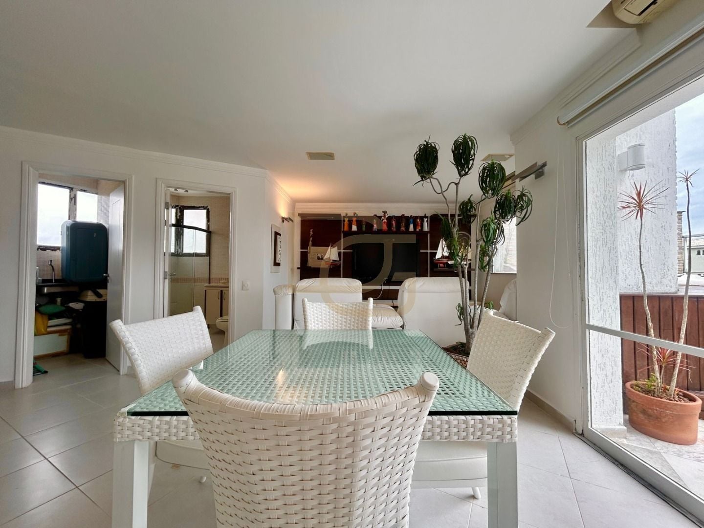 Cobertura, 4 quartos, 311 m² - Foto 5