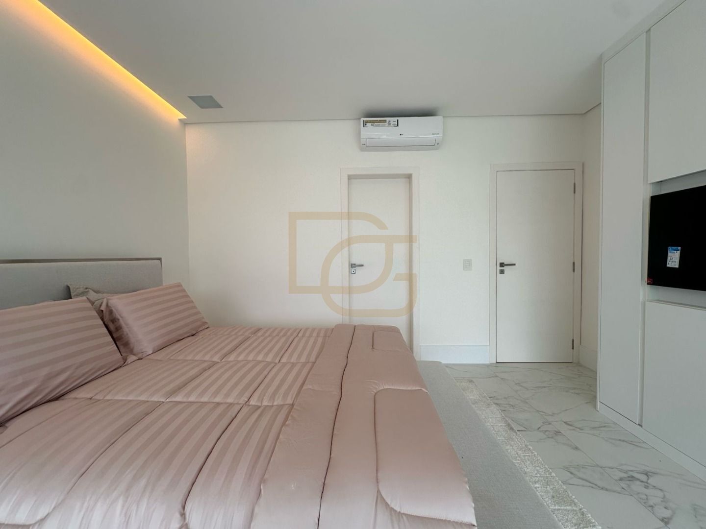 Casa, 6 quartos, 642 m² - Foto 35