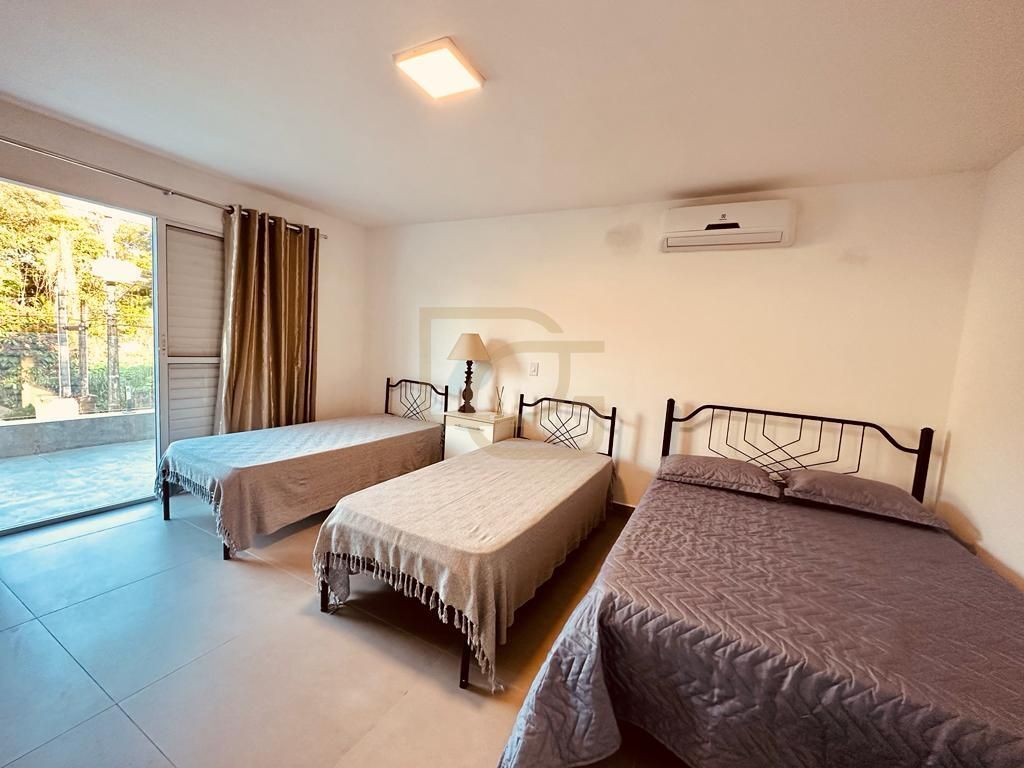 Casa, 5 quartos, 330 m² - Foto 18