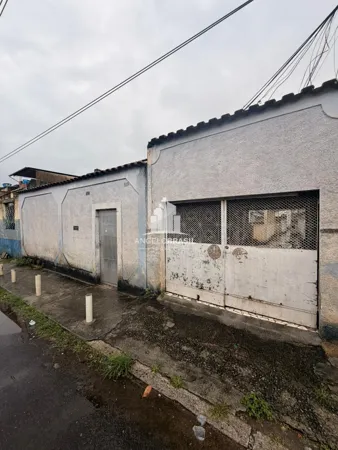 Casa à venda no bairro Edson Passos em Mesquita/RJ