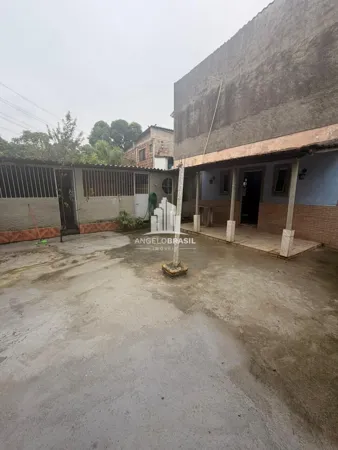 Casa à venda no bairro São Vicente em Belford Roxo/RJ