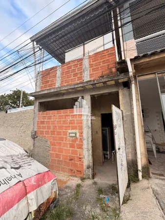 Casa à venda no bairro Lisboa em Nova Iguaçu/RJ