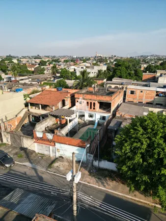 Casa à venda no bairro Heliópolis em Belford Roxo/RJ