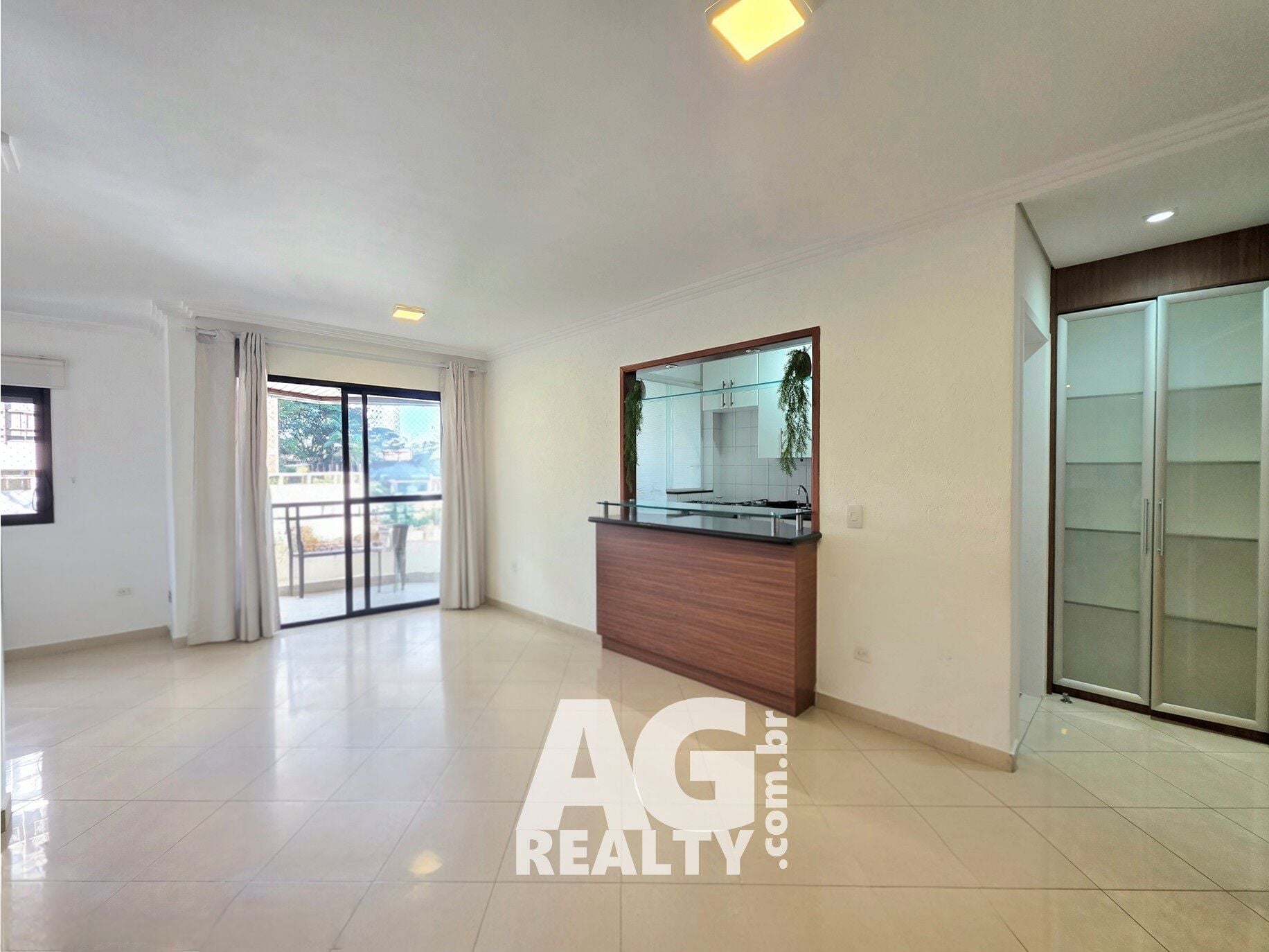 Apartamento, 1 quarto, 70 m² - Foto 2
