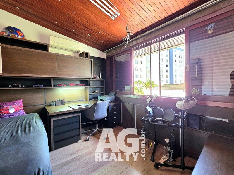 Casa, 3 quartos, 168 m² - Foto 41