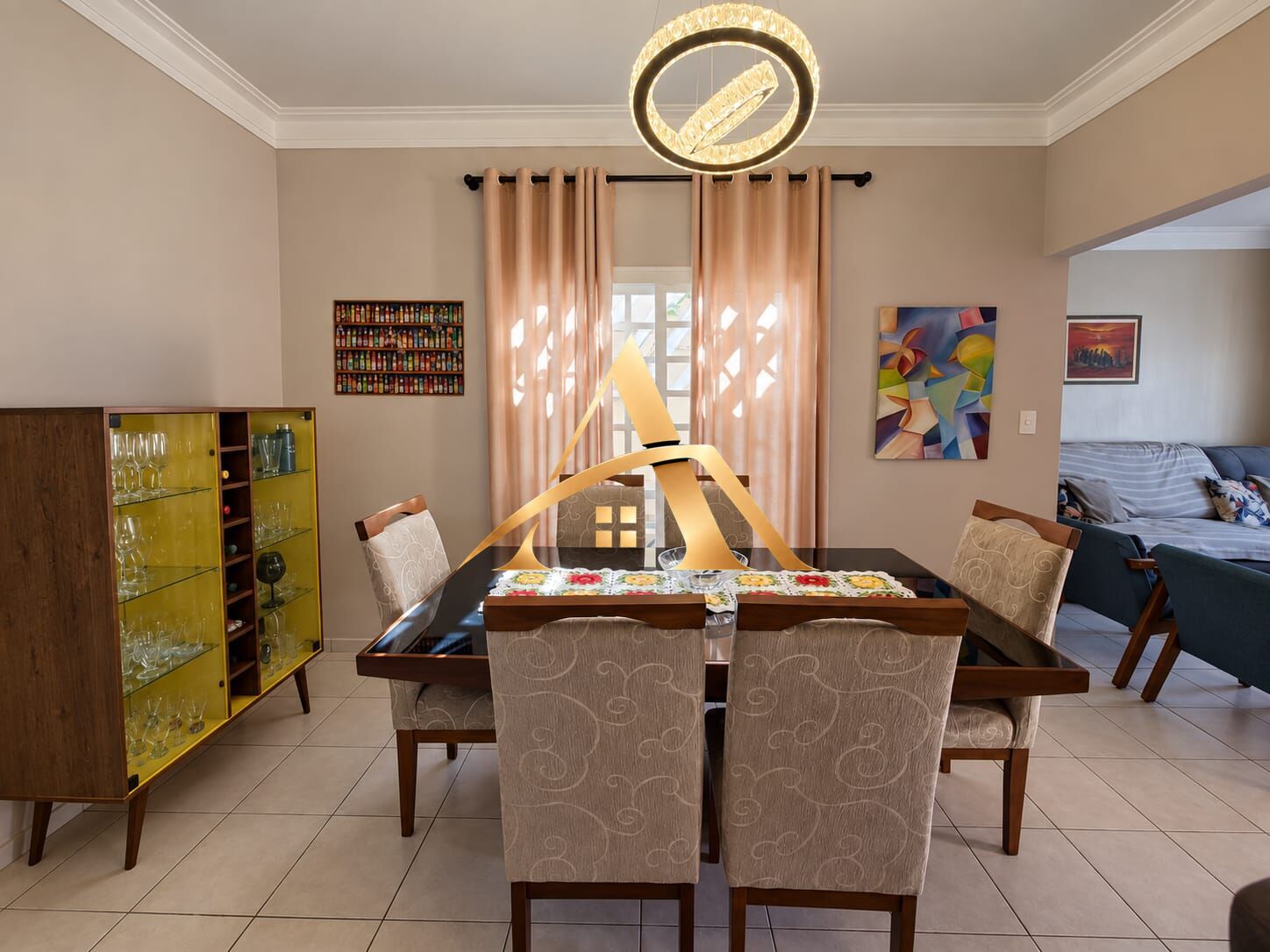 Casa, 3 quartos, 166 m² - Foto 1