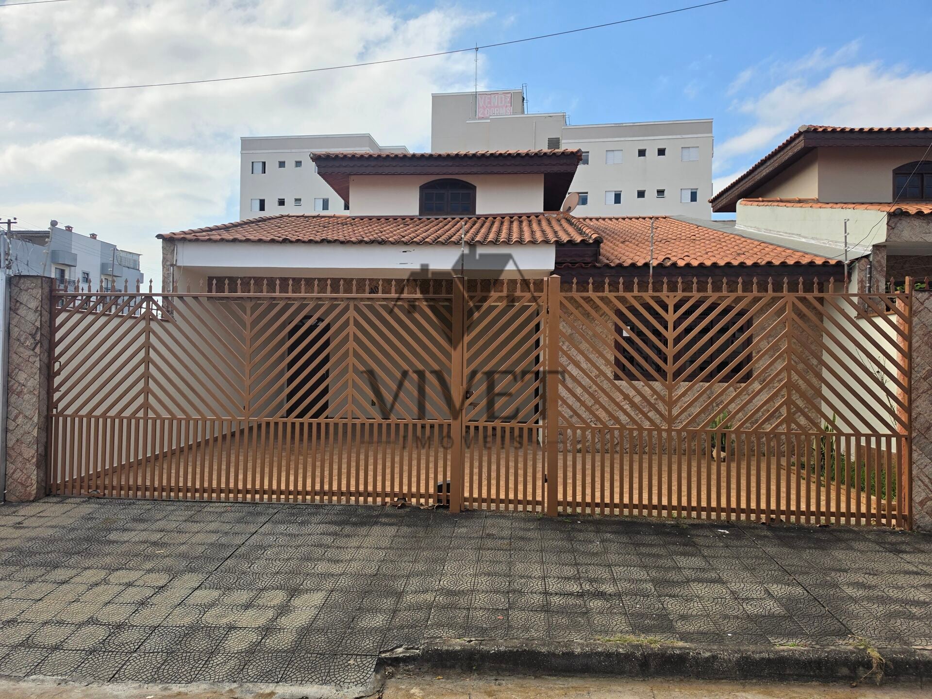 Casa, 3 quartos, 171 m² - Foto 1