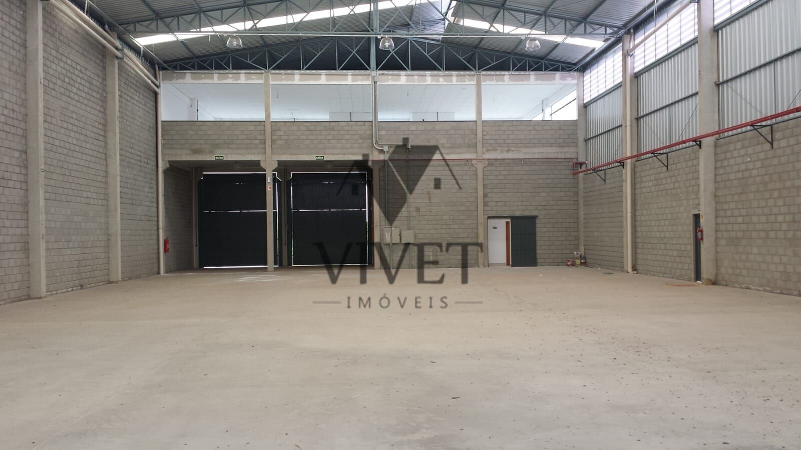 Depósito-Galpão, 1568 m² - Foto 1