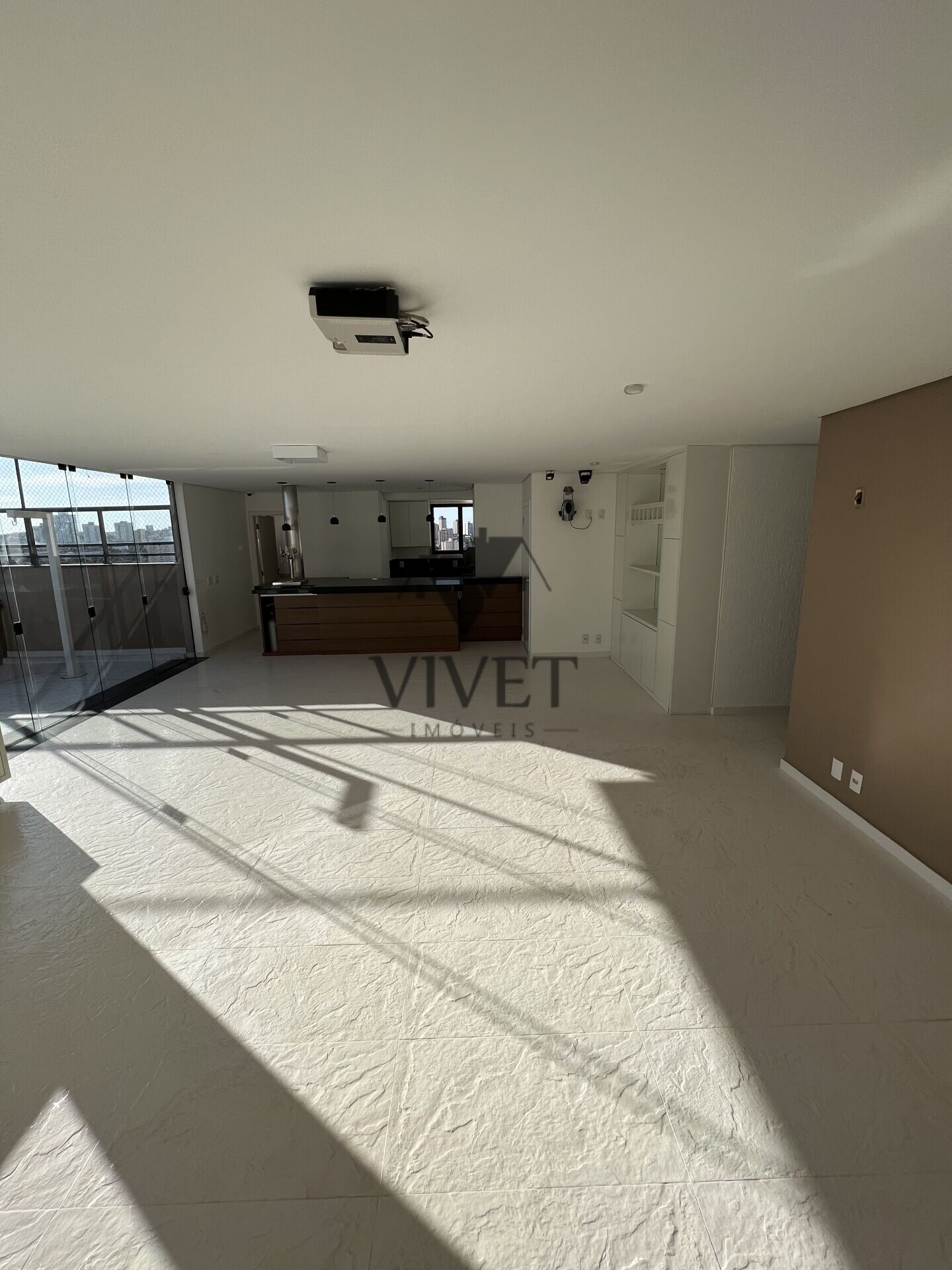 Apartamento, 3 quartos, 244 m² - Foto 1