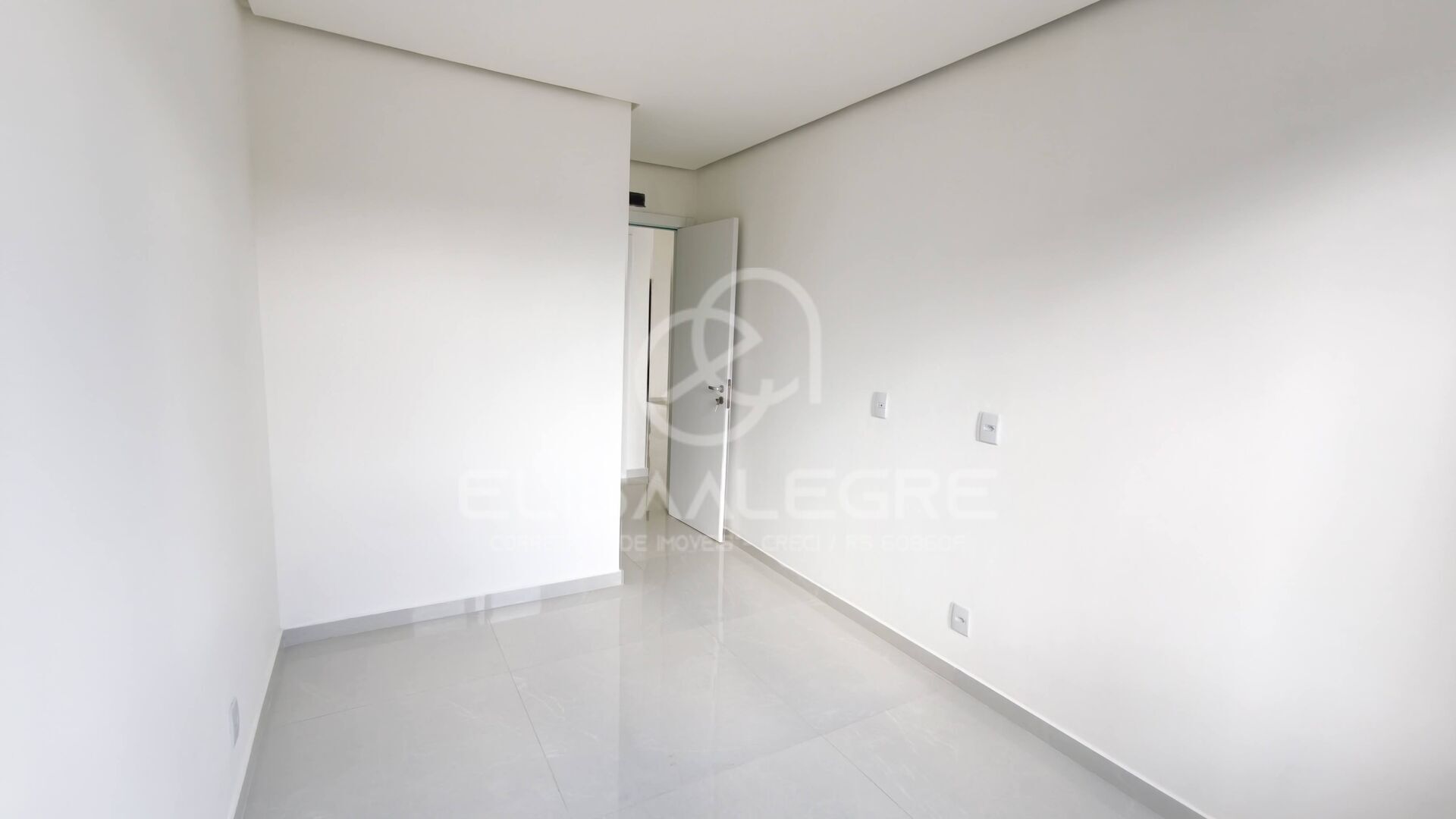 Casa, 3 quartos, 92 m² - Foto 4