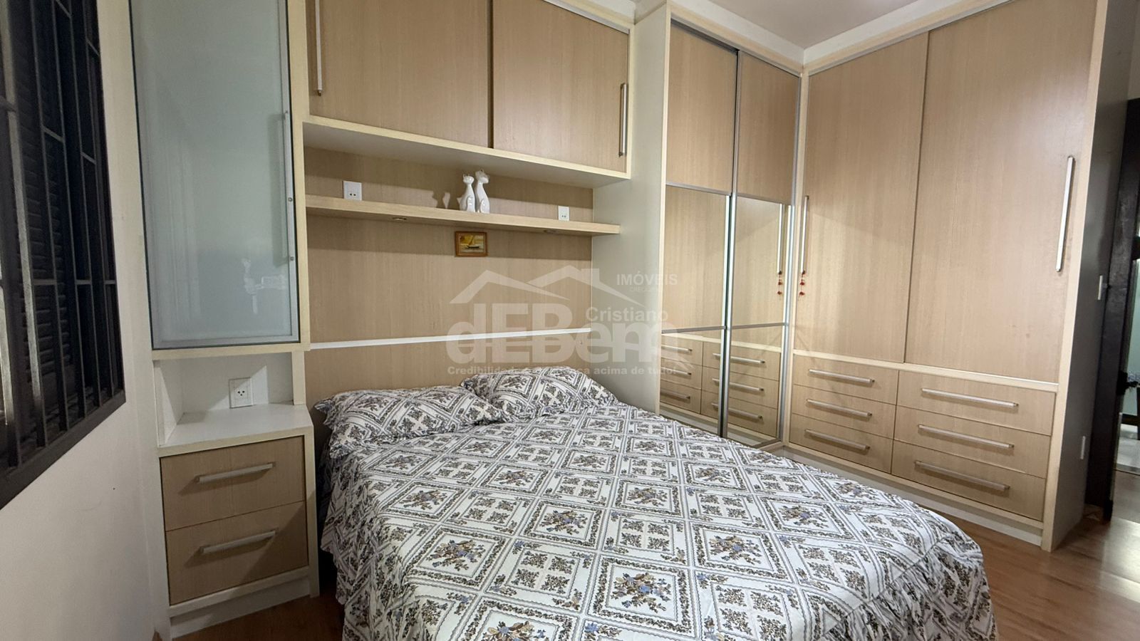 Casa, 4 quartos, 240 m² - Foto 8