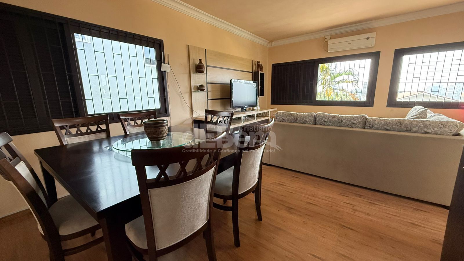 Casa, 4 quartos, 240 m² - Foto 11