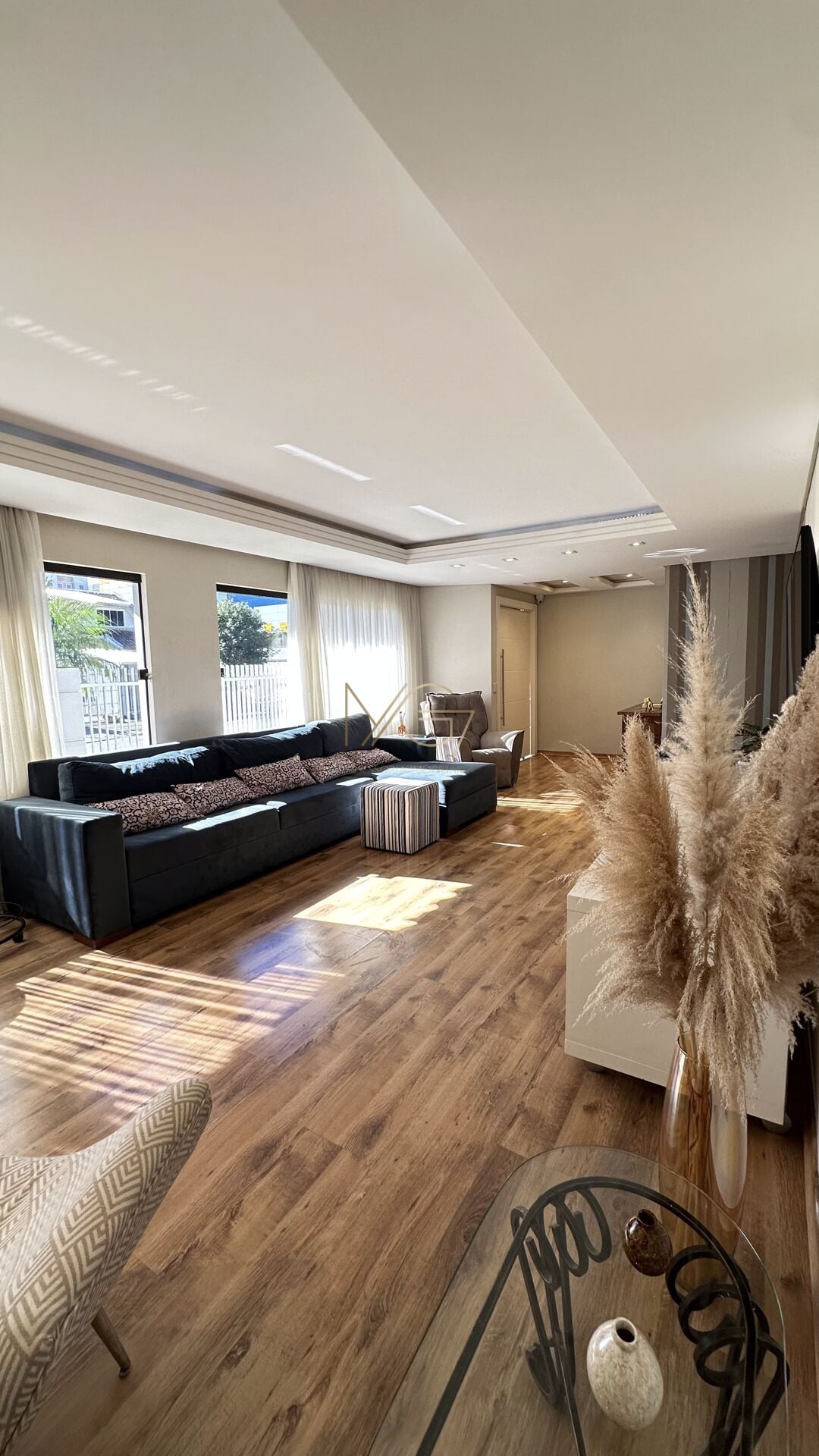 Casa, 4 quartos, 266 m² - Foto 1