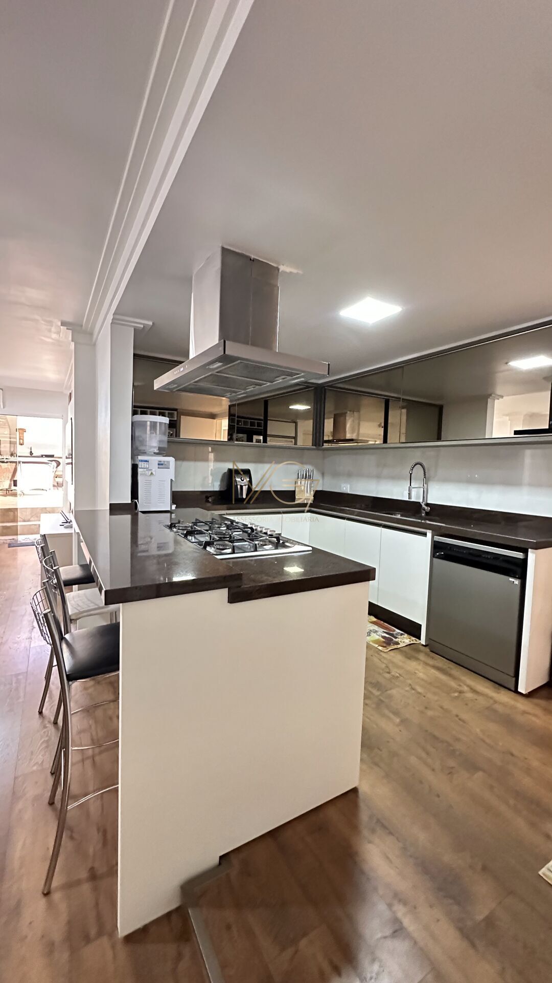 Casa, 4 quartos, 266 m² - Foto 38