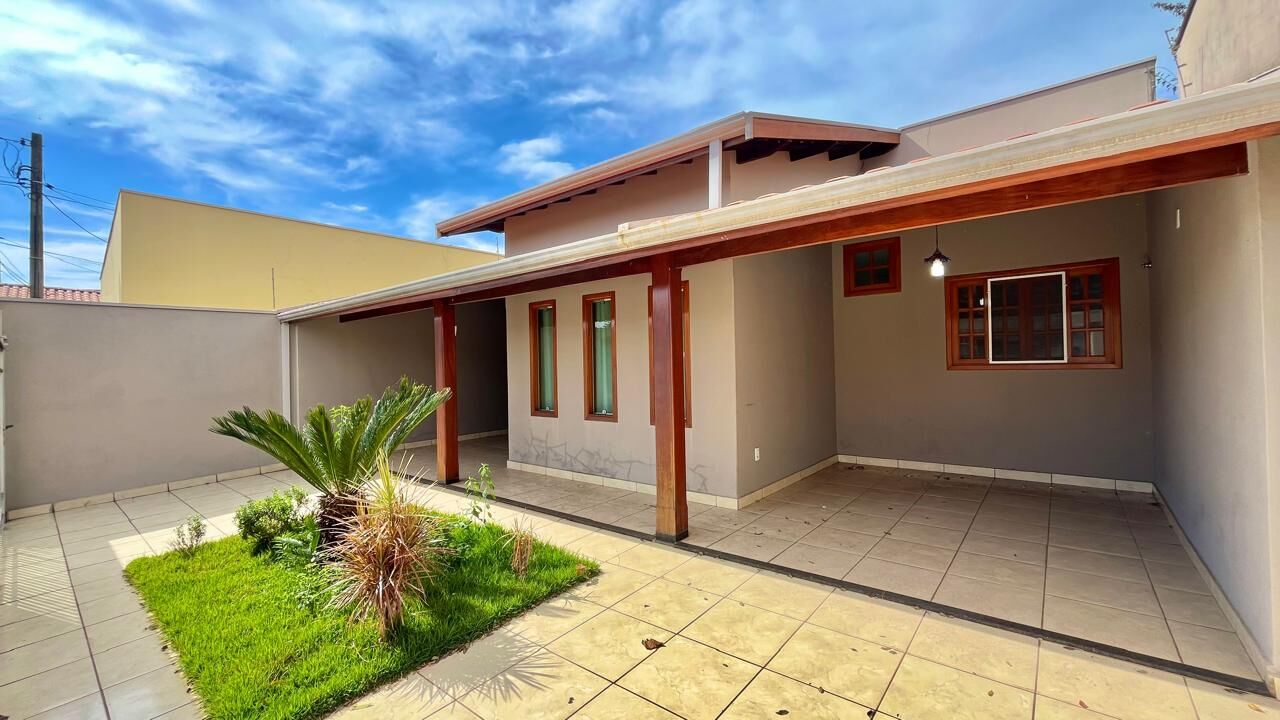 Casa, 3 quartos, 183 m² - Foto 1