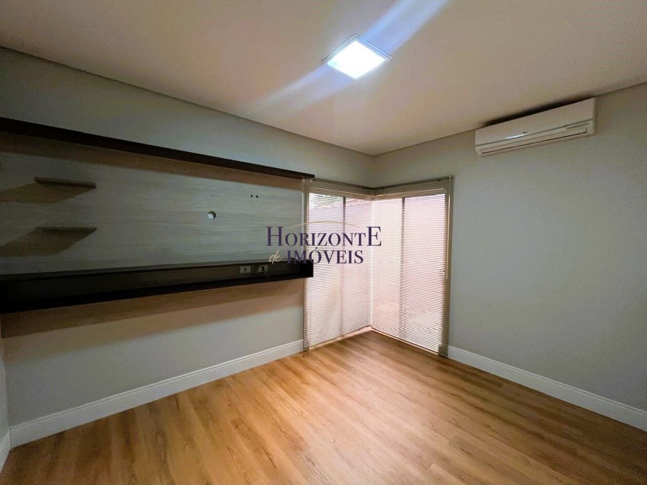 Casa, 3 quartos, 240 m² - Foto 19