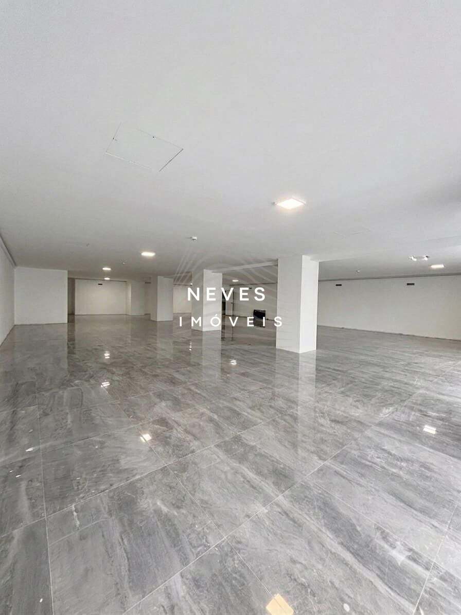 Sala-Conjunto, 330 m² - Foto 1