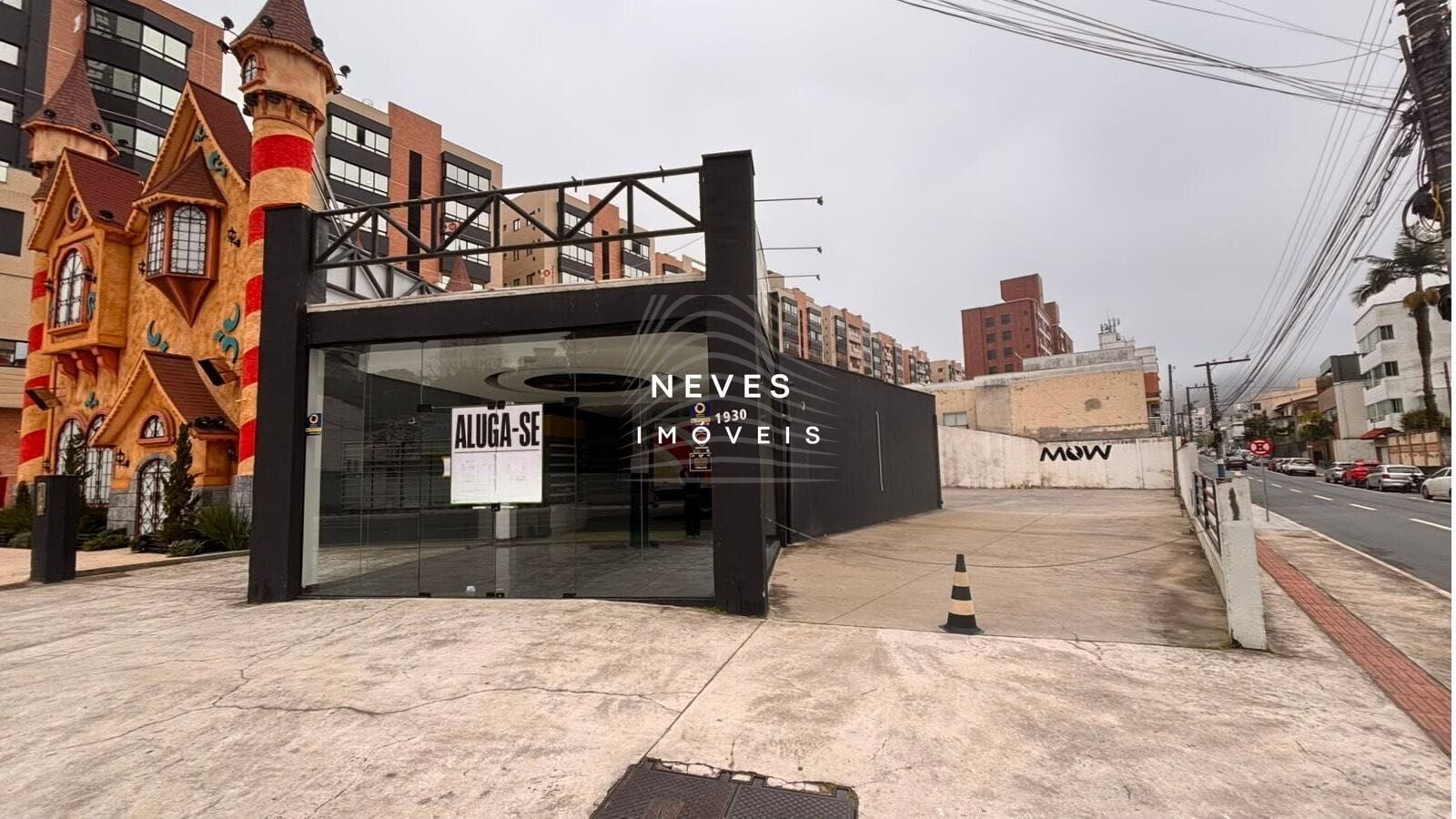 Sala-Conjunto, 400 m² - Foto 1