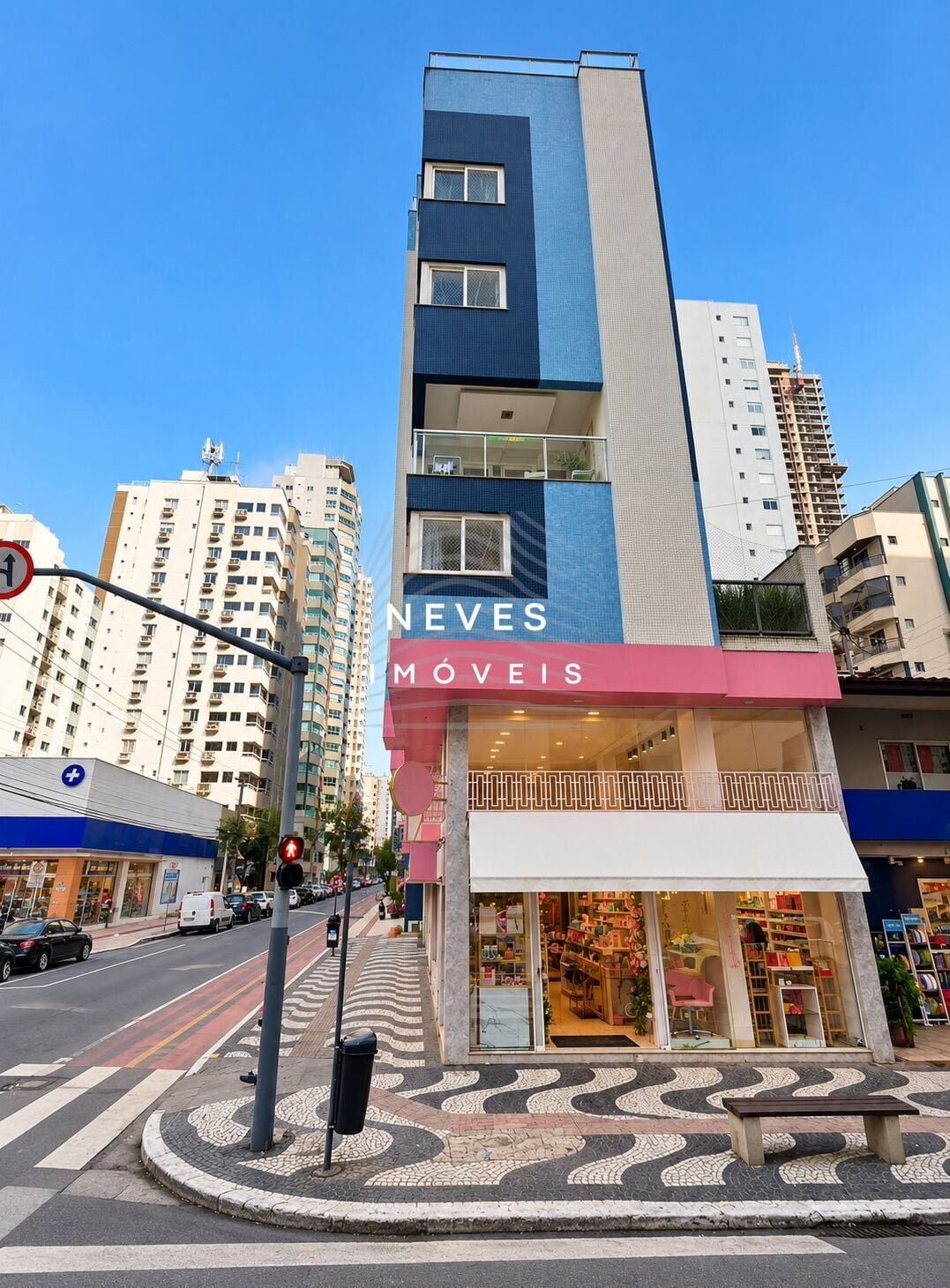 Sala-Conjunto, 607 m² - Foto 1