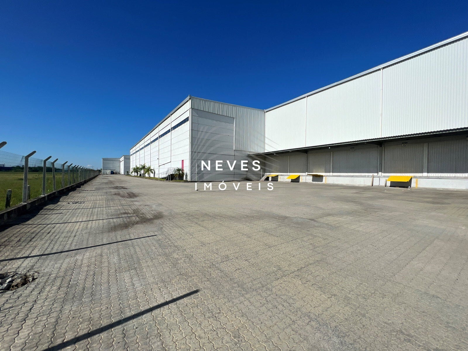 Depósito-Galpão, 7115 m² - Foto 2
