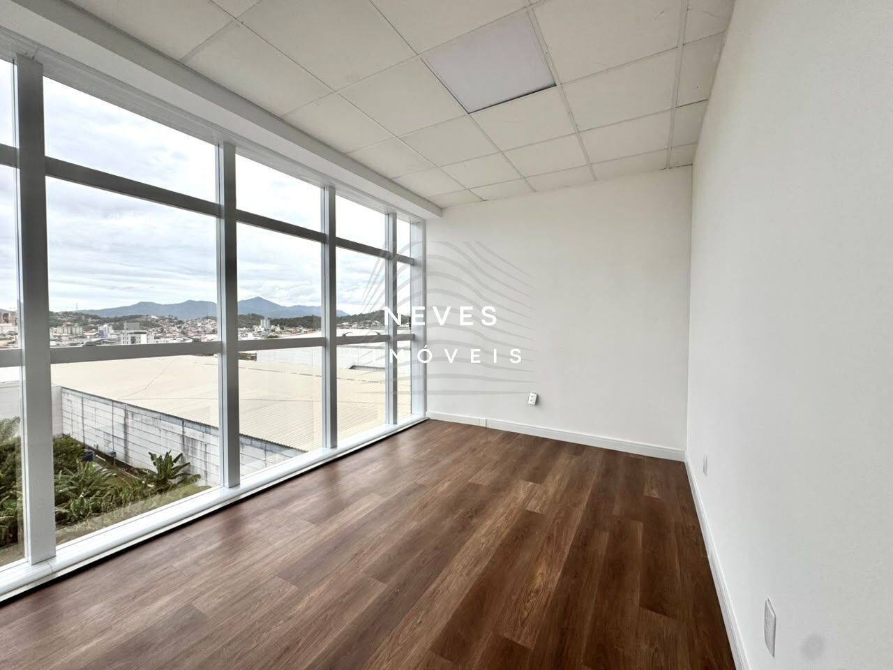 Sala-Conjunto, 112 m² - Foto 1