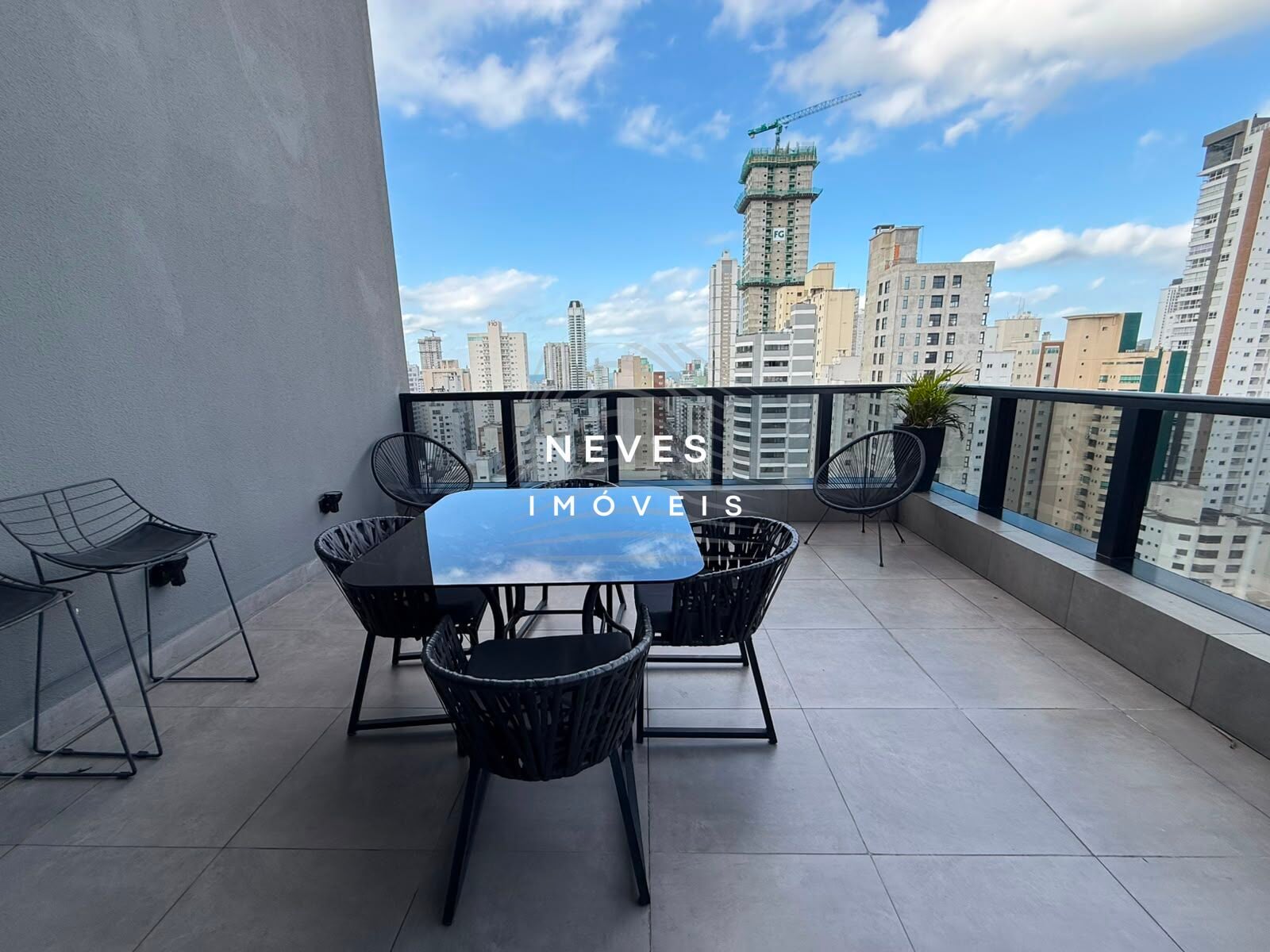 Sala-Conjunto, 90 m² - Foto 1